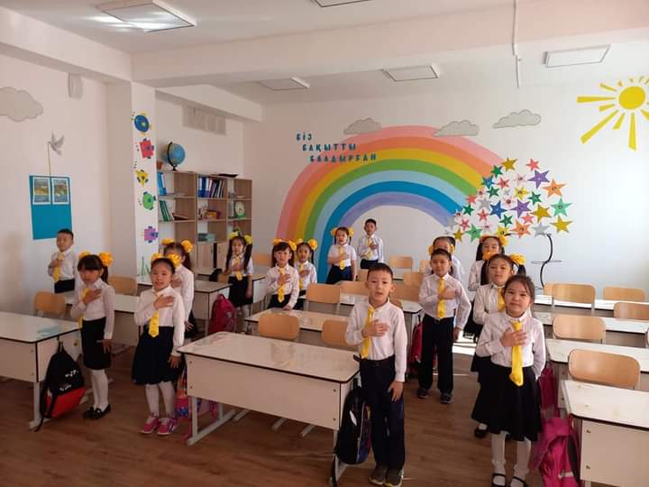 1"Г" сыныбында өткен тәрбие сағатынан.Сынып жетекшісі: Амренова Арай Кулжабековна